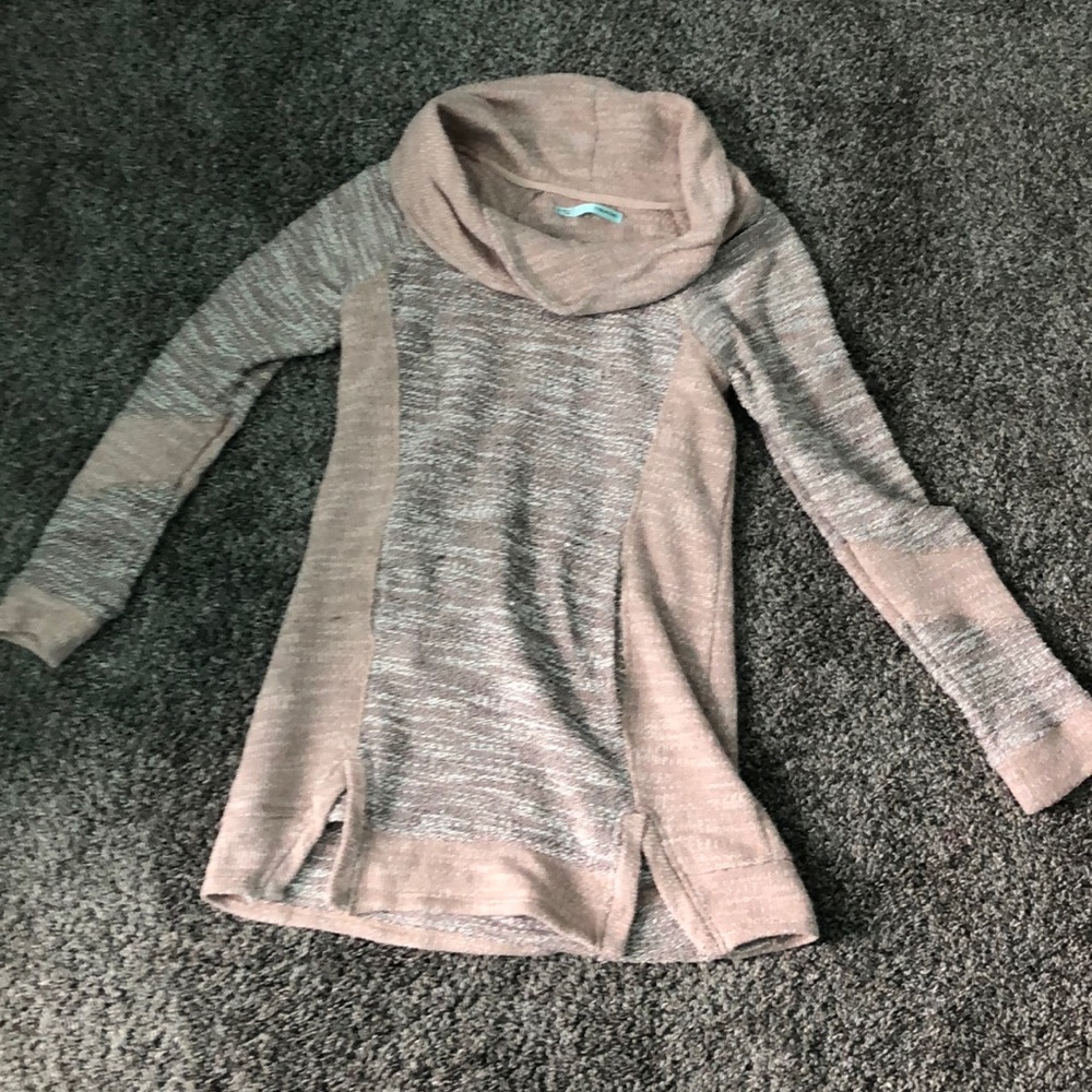 Sparkly pink knit dress